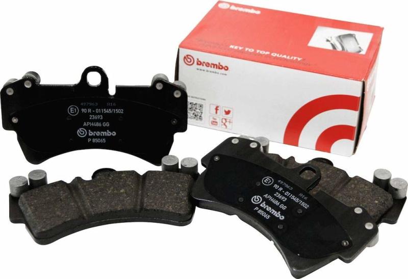 Brembo 14-19 Mercedes-Benz CLA45 AMG/15-19 GLA45 AMG Premium NAO Ceramic OE Equivalent Pad - Rear